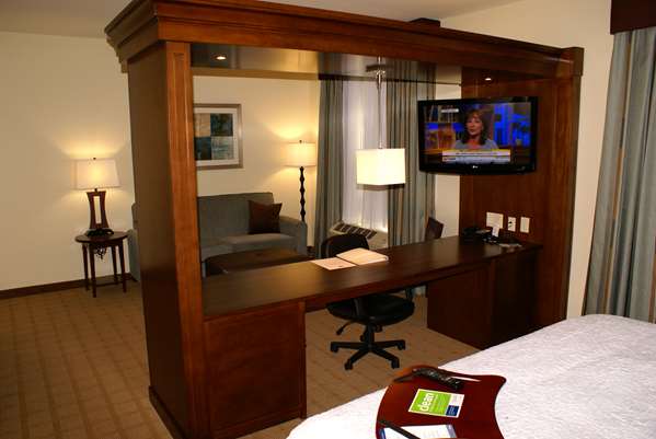  - Hampton Inn & Suites Center