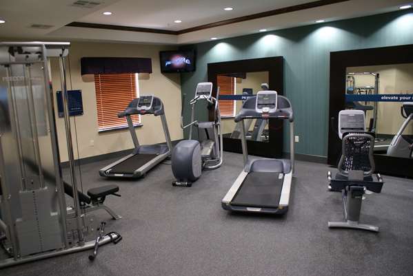 Fitness/ Exercise Room - Hampton Inn & Suites Center