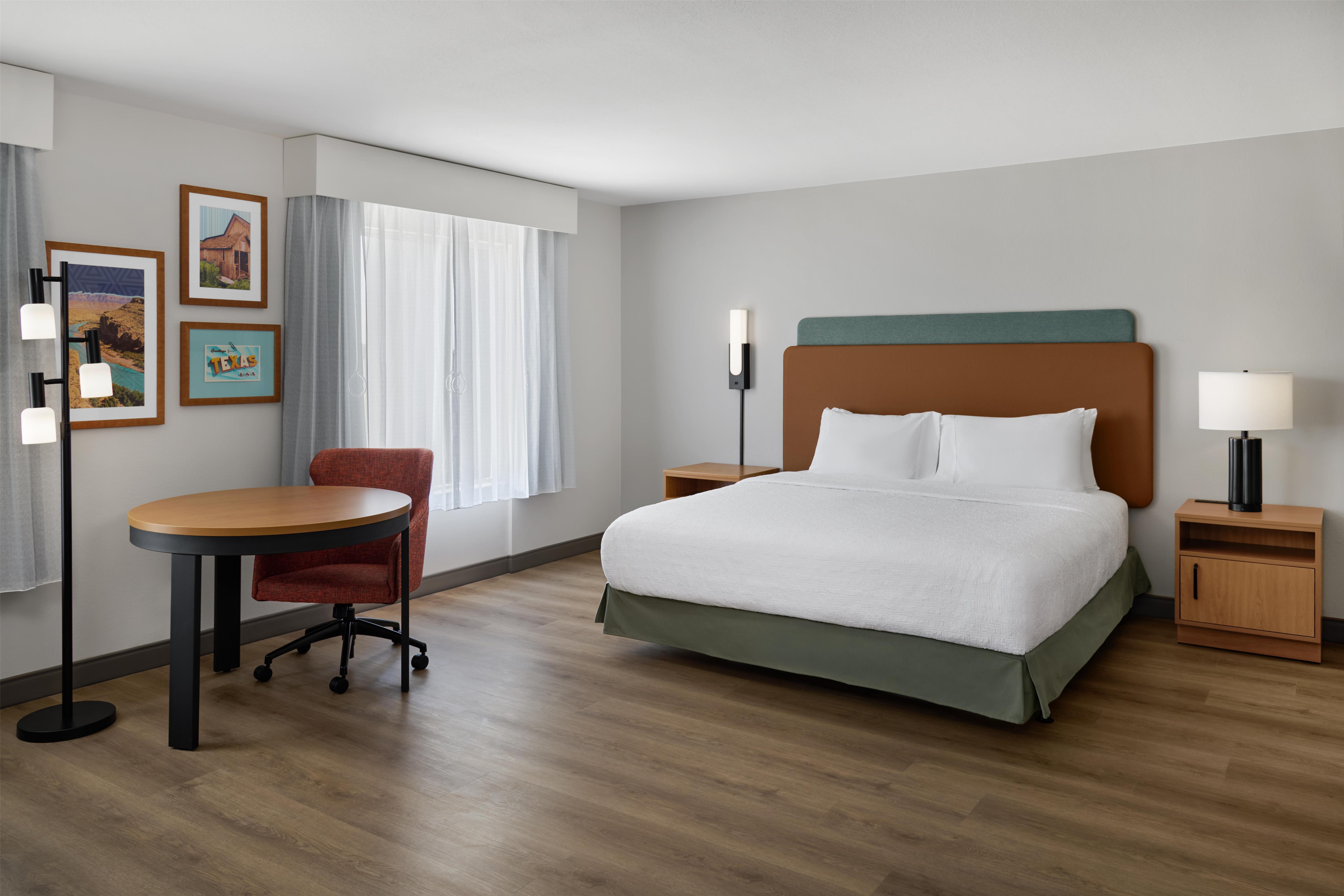 Hampton Inn by Hilton Odessa Room Type - 1 KNG MOB HEAR ACC W TUB