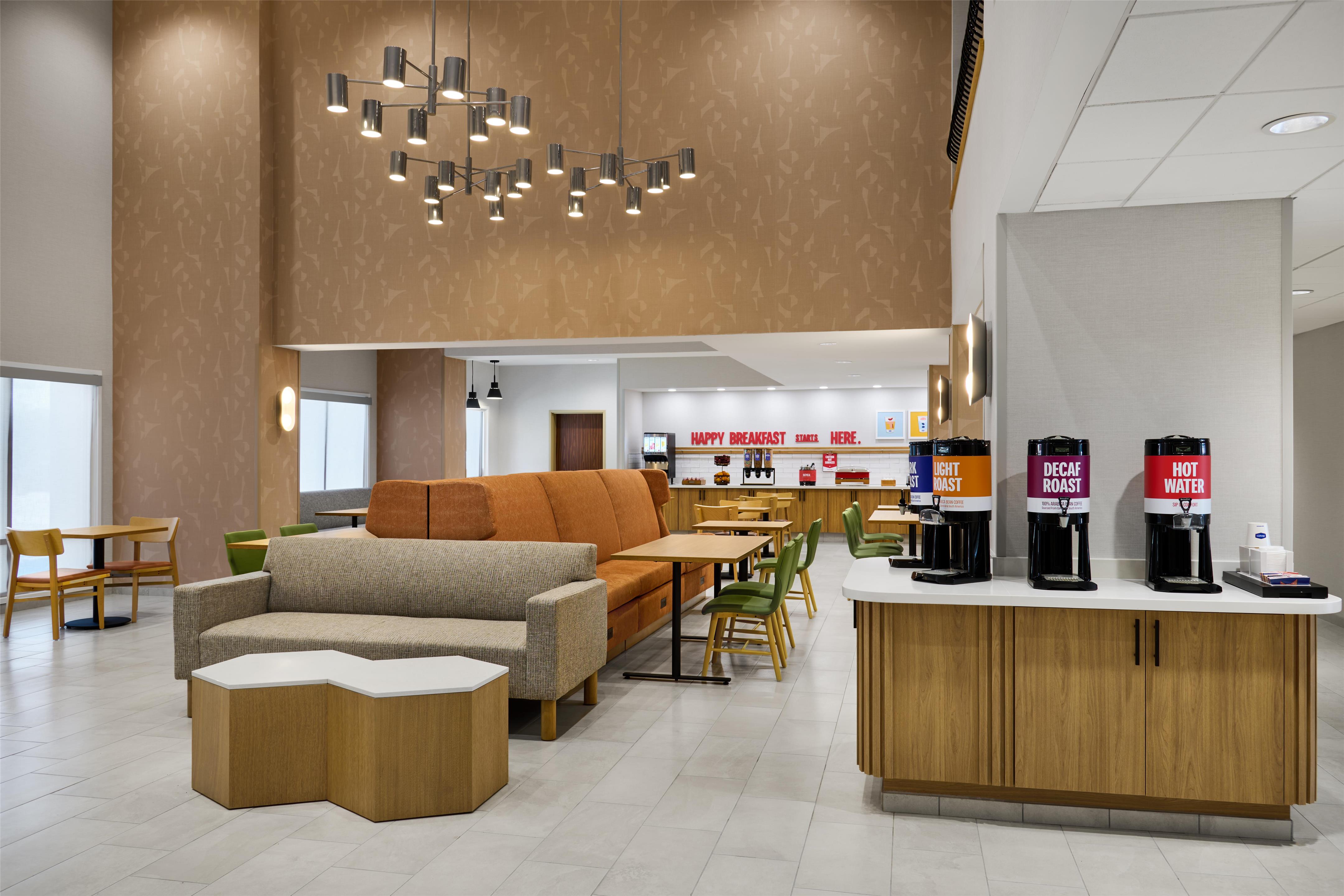 Lobby | Hampton Inn Odessa