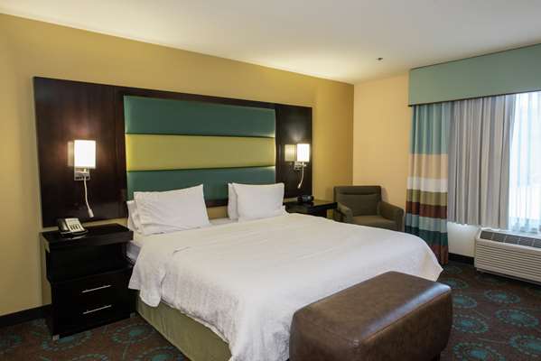  - Hampton Inn & Suites Farmington