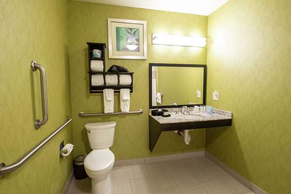  - Hampton Inn & Suites Farmington