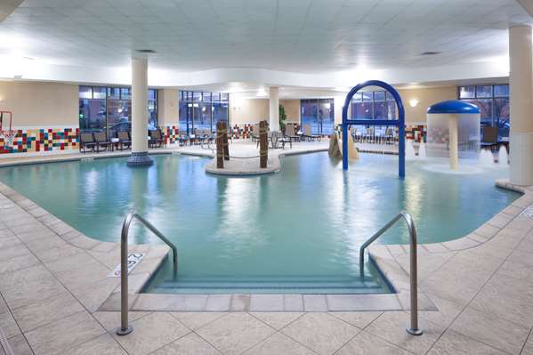 Pool - Hampton Inn & Suites Bricktown Oklahoma City - I-235, Exit 1C