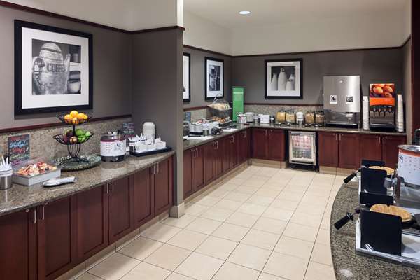 Amenities - Hampton Inn & Suites Bricktown Oklahoma City - I-235, Exit 1C