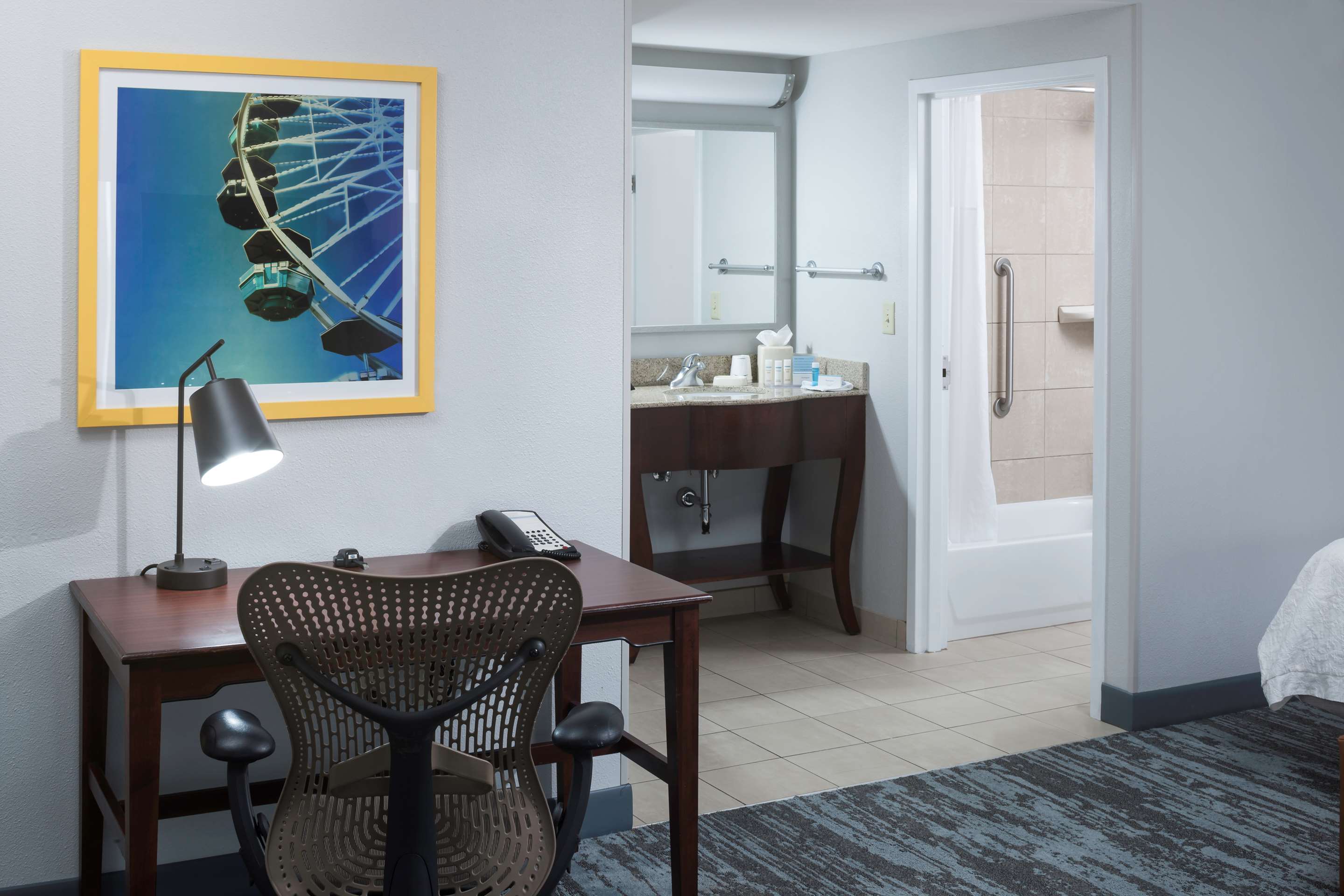 Guest room