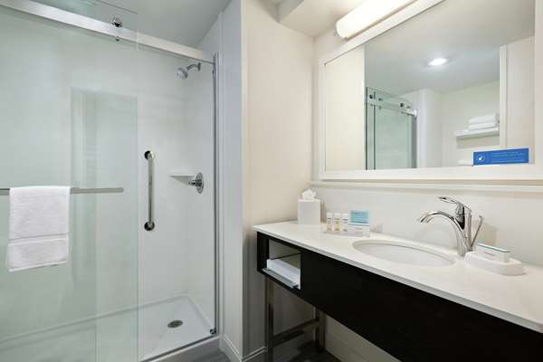  - Hampton Inn Midwest City - I-40, Exit 156A