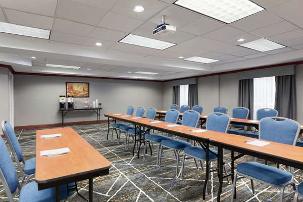  - Hampton Inn Midwest City - I-40, Exit 156A