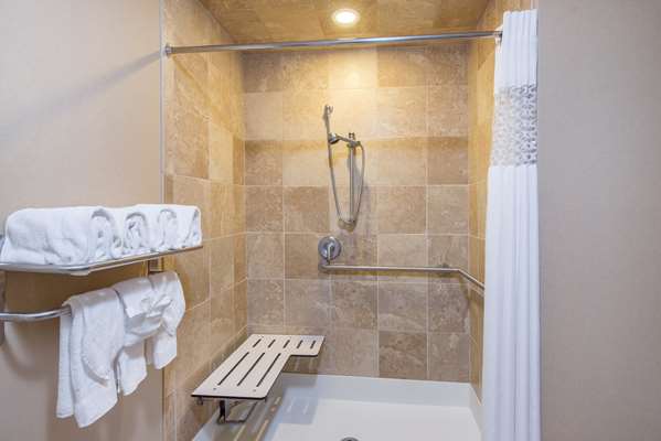  - Hampton Inn & Suites South Oklahoma City - I-240, Exit 2A