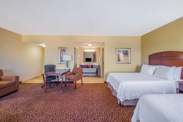  - Hampton Inn & Suites South Oklahoma City - I-240, Exit 2A