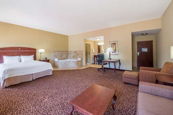  - Hampton Inn & Suites South Oklahoma City - I-240, Exit 2A