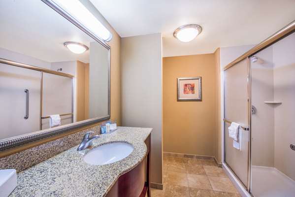  - Hampton Inn & Suites South Oklahoma City - I-240, Exit 2A