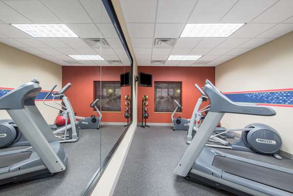 Fitness/ Exercise Room - Hampton Inn & Suites South Oklahoma City - I-240, Exit 2A