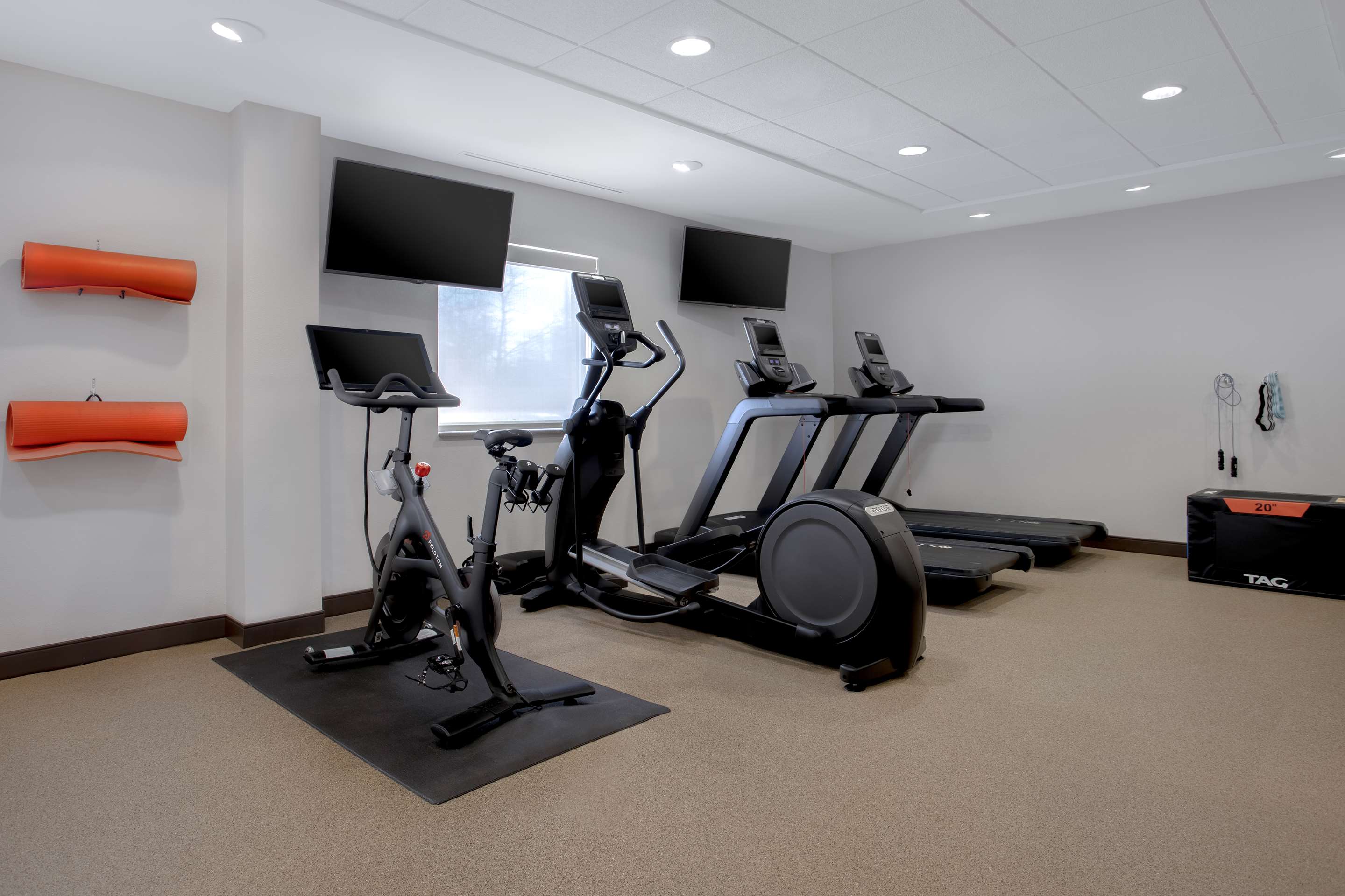 Health club fitness center gym | Home2 Suites by Hilton Omaha West, NE
