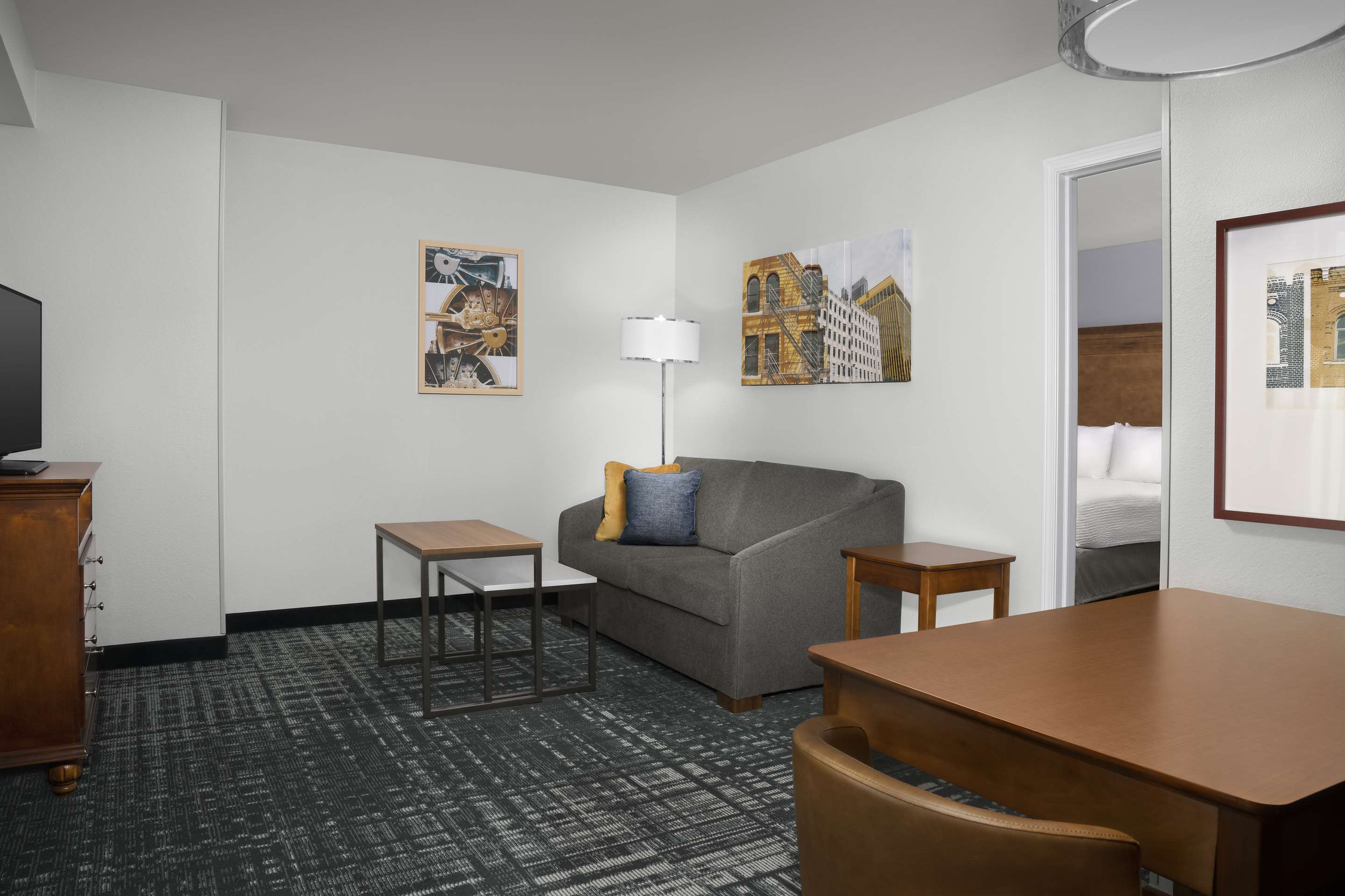 Guest room