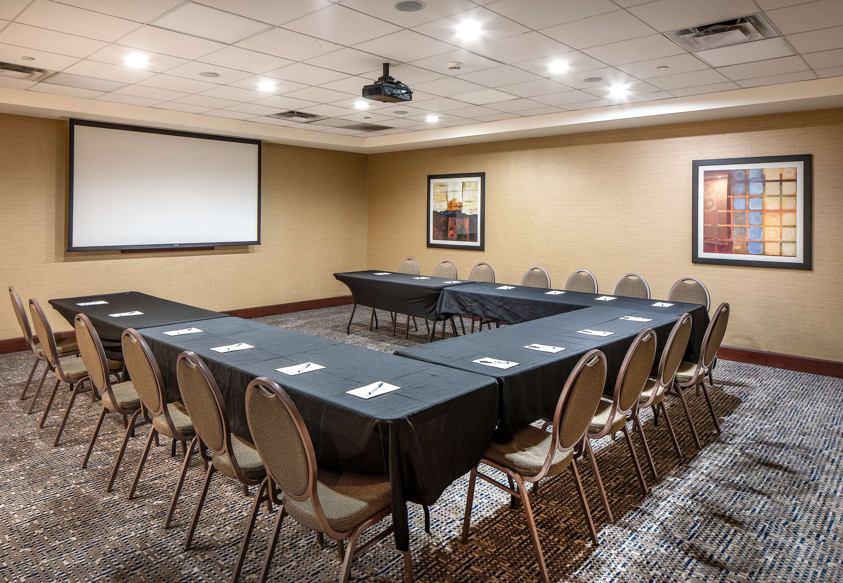 Meeting Room | Hampton Inn & Suites Omaha Southwest-La Vista