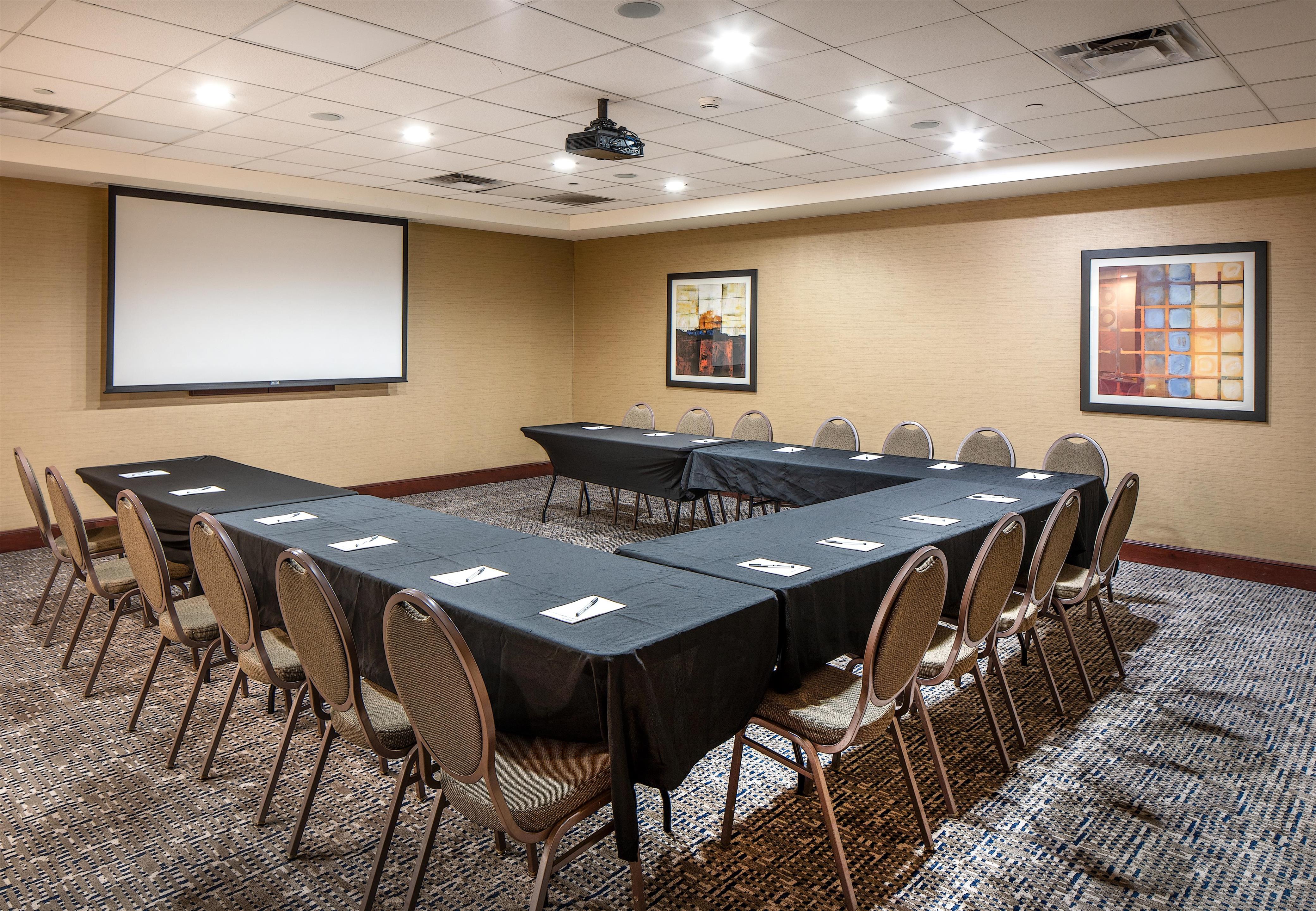 Meeting Room | Hampton Inn & Suites Omaha Southwest-La Vista