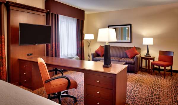  - Hampton Inn Old Mill Omaha