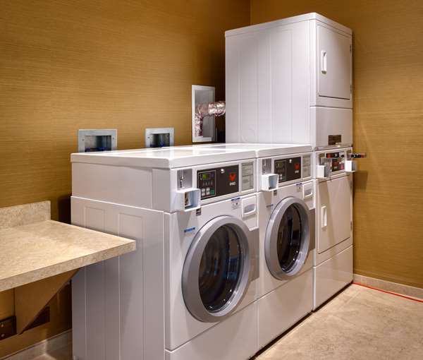  - Hampton Inn Old Mill Omaha