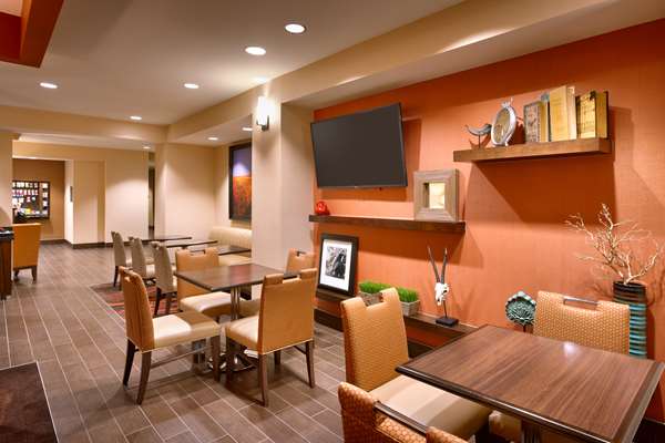  - Hampton Inn Old Mill Omaha