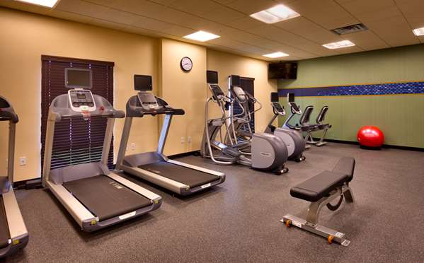 Fitness/ Exercise Room - Hampton Inn Old Mill Omaha