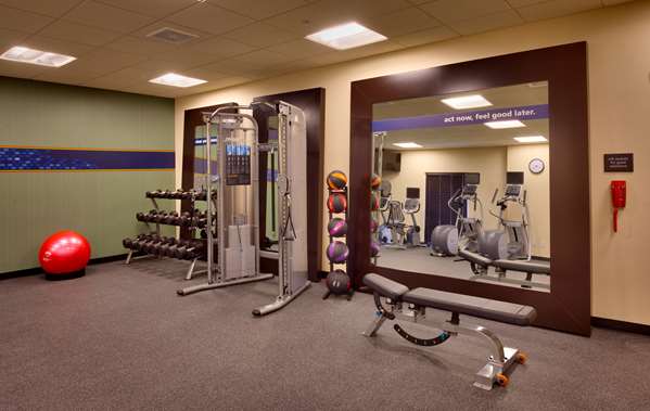 Fitness/ Exercise Room - Hampton Inn Old Mill Omaha
