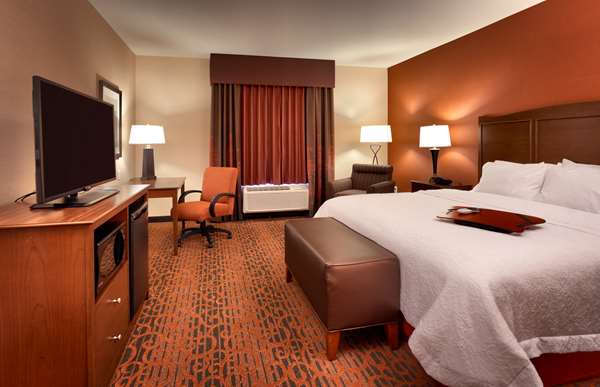  - Hampton Inn Old Mill Omaha