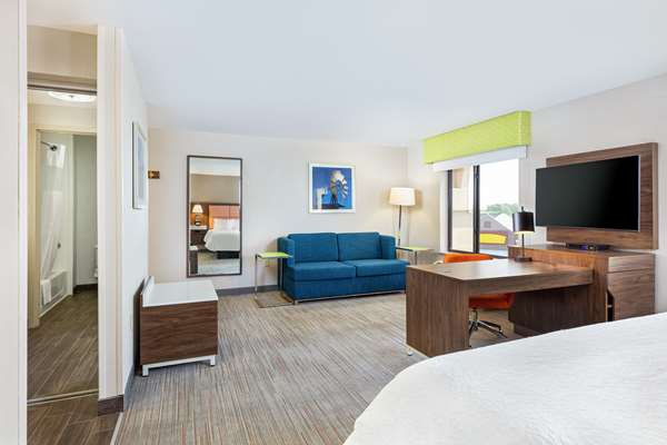  - Hampton Inn West Lakeside Omaha