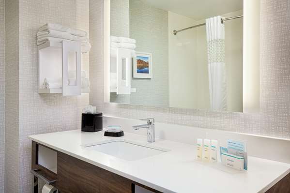  - Hampton Inn West Lakeside Omaha