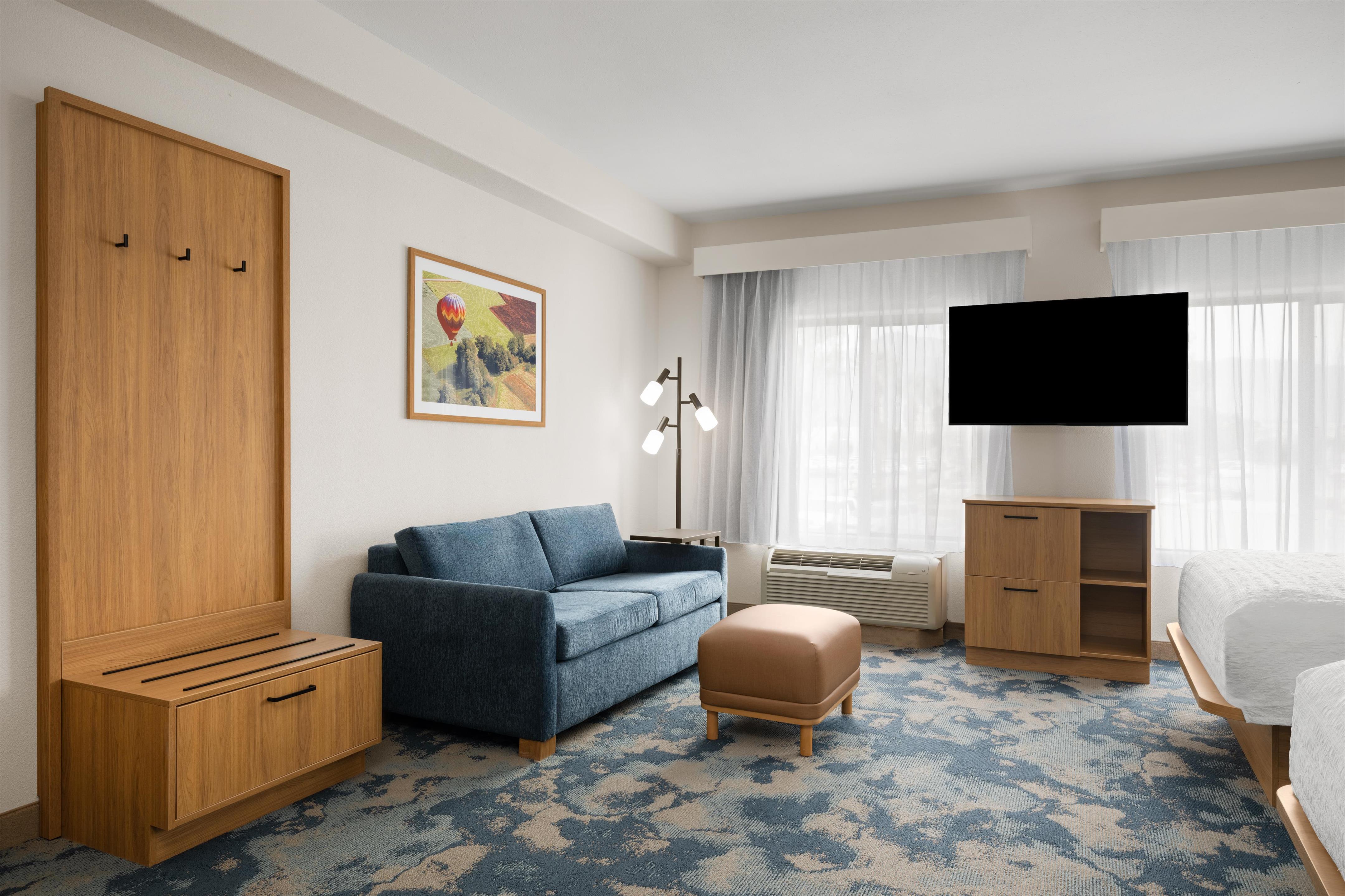 Guest room