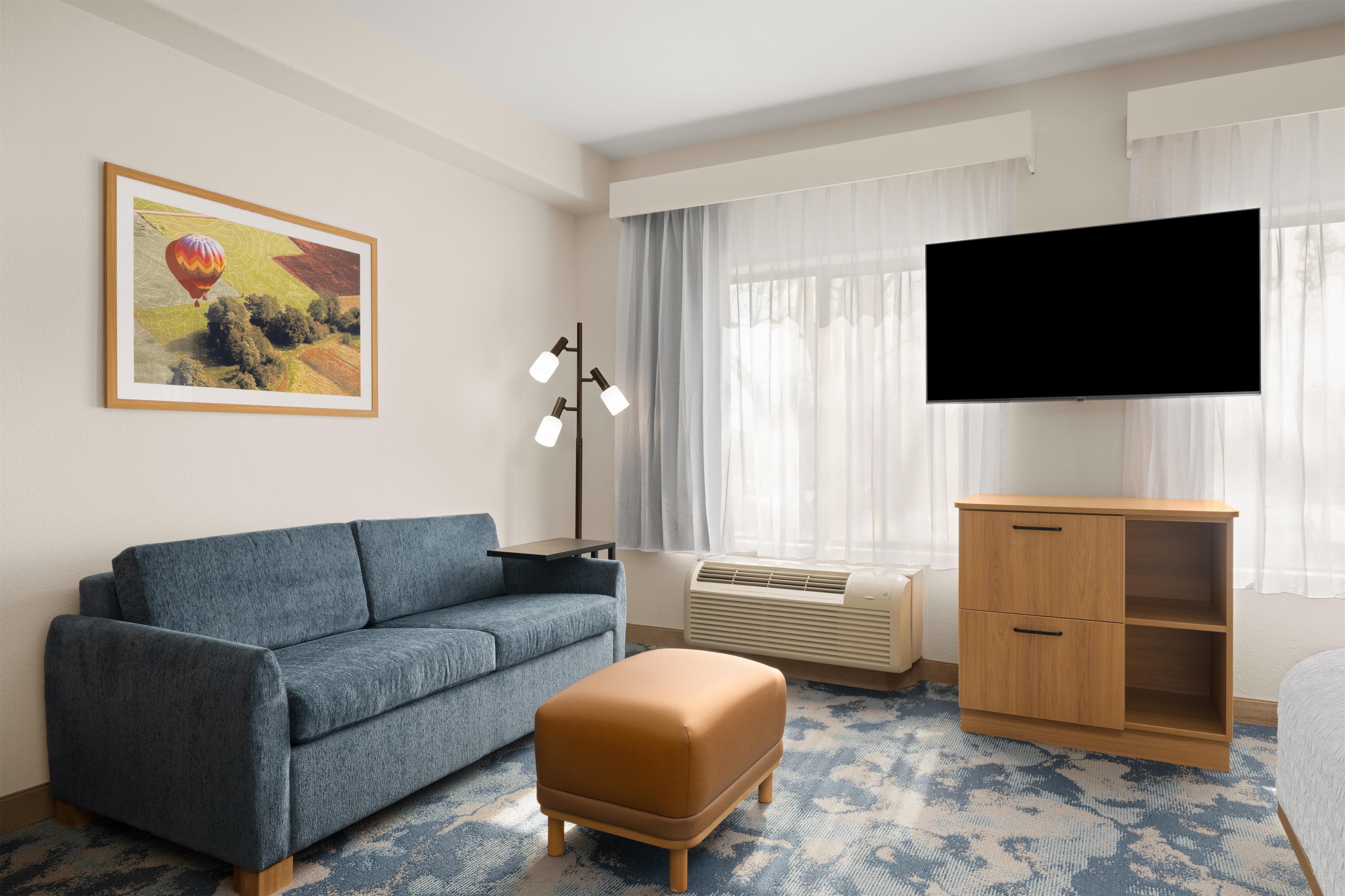 Guest room