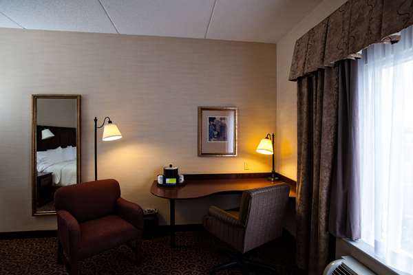  - Hampton Inn Napanee