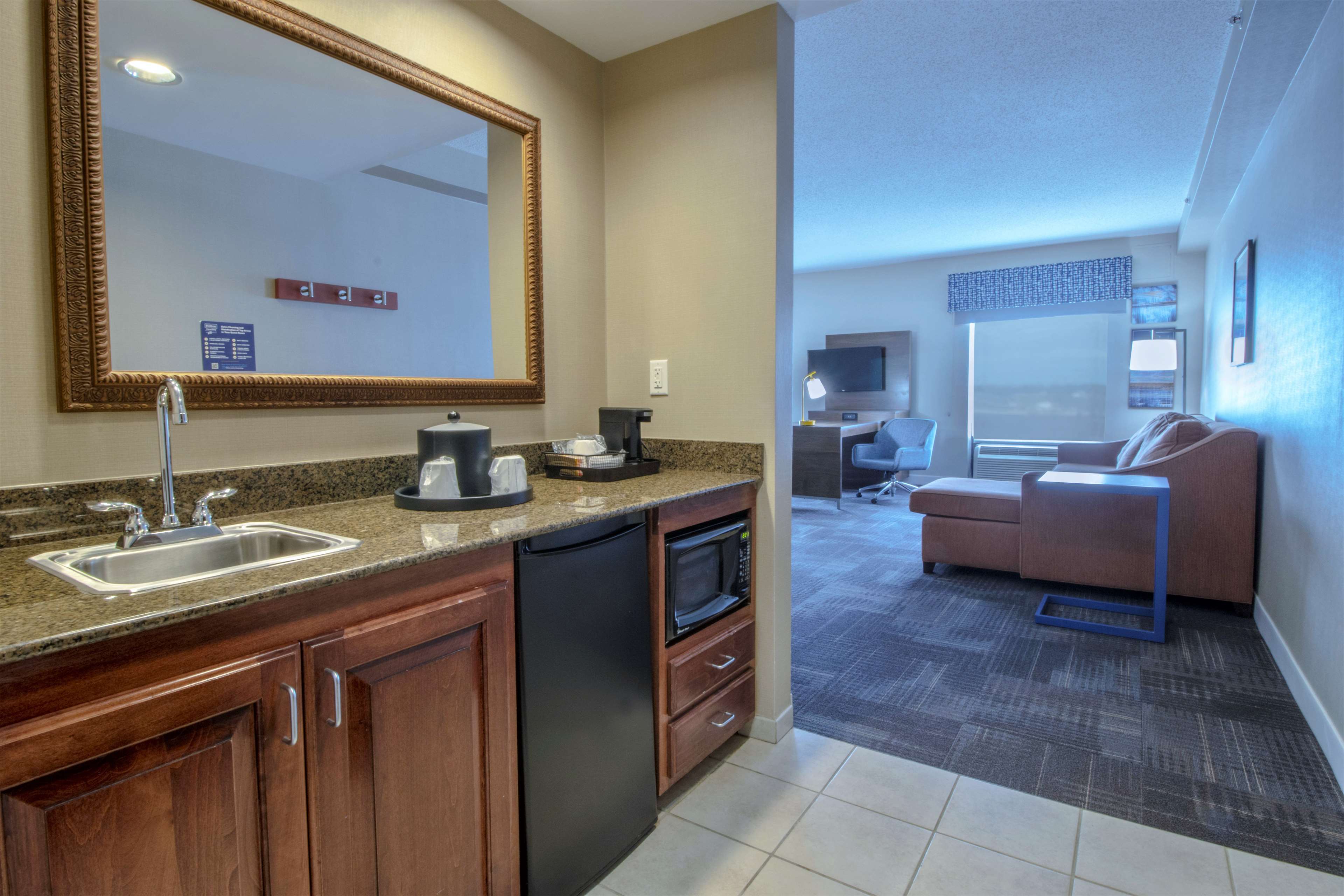 Hampton Inn & Suites Chesapeake-Battlefield Boulevard Room Type - 1KNG STUDIO SOFABED NOSMOK