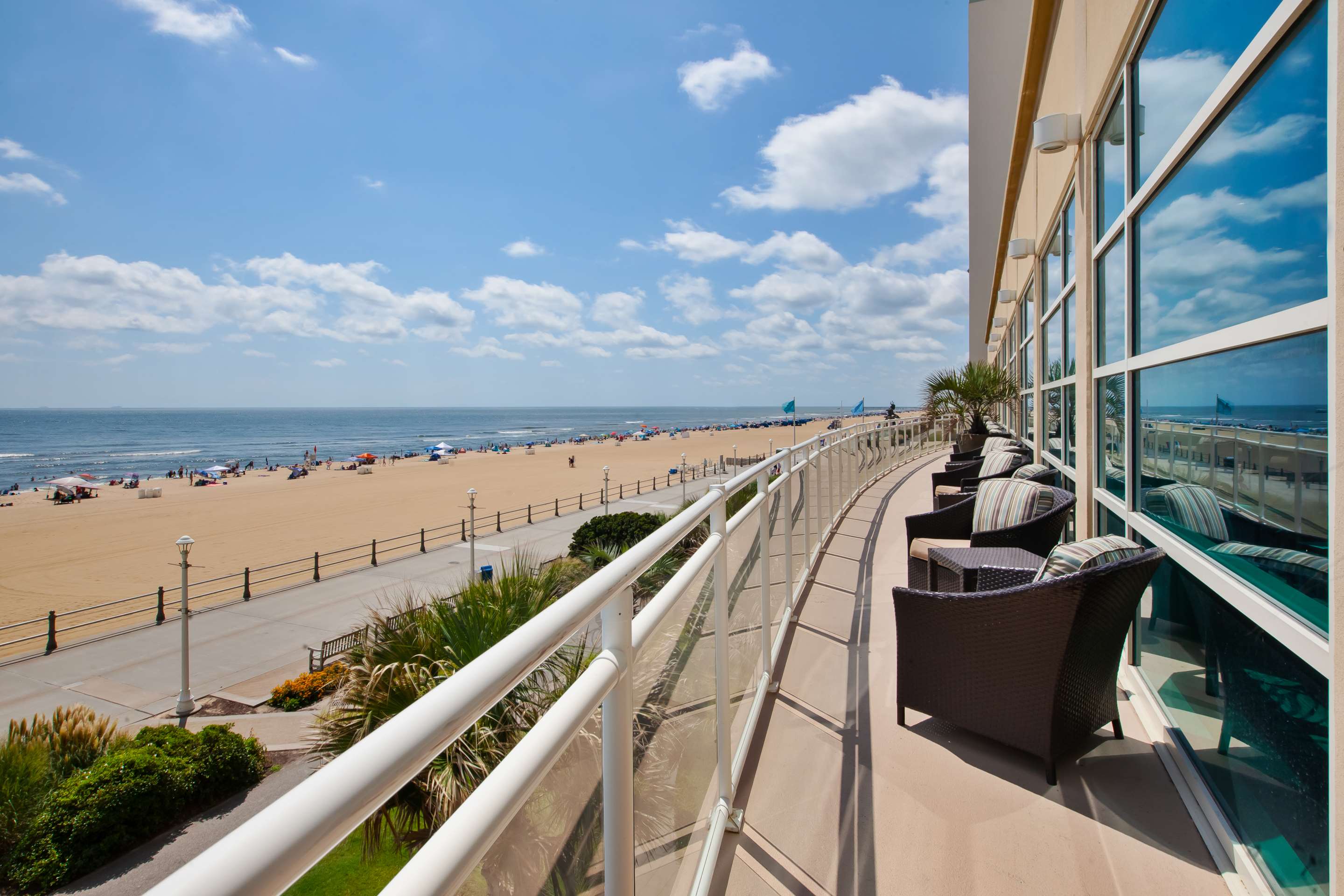 Exterior | Hilton Garden Inn Virginia Beach Oceanfront
