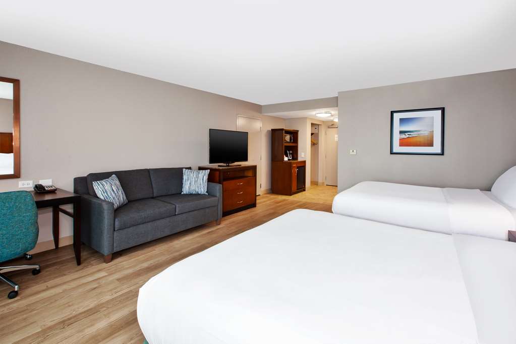 Hilton Garden Inn Virginia Beach Oceanfront Room Type - 2 QNS LARGER OCEANFRONT