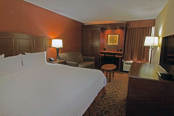  - Hampton Inn Chesapeake - I-64, Exit 289