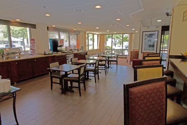 Restaurant - Hampton Inn Chesapeake - I-64, Exit 289