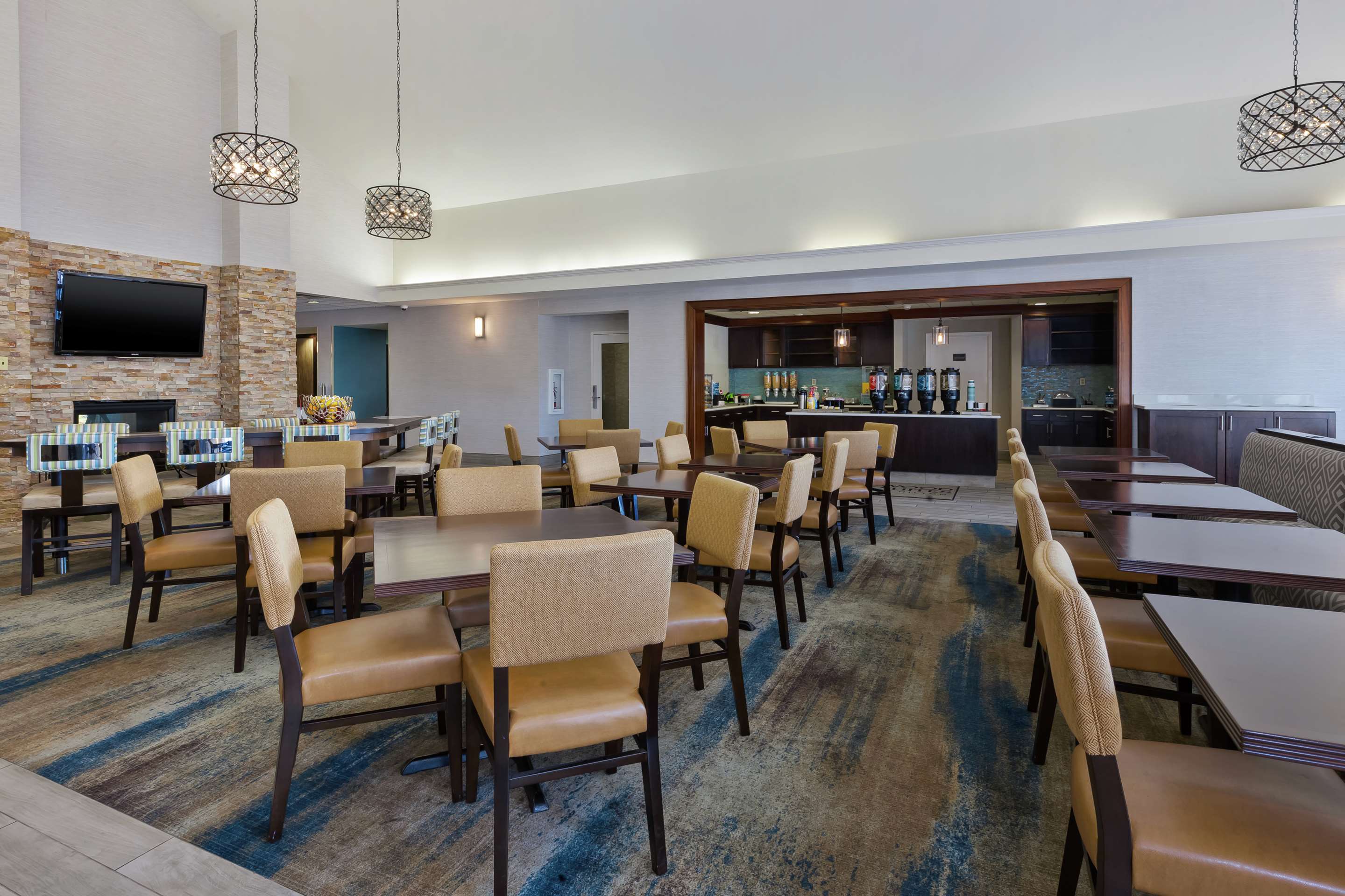 Breakfast Area | Homewood Suites by Hilton Chesapeake-Greenbrier
