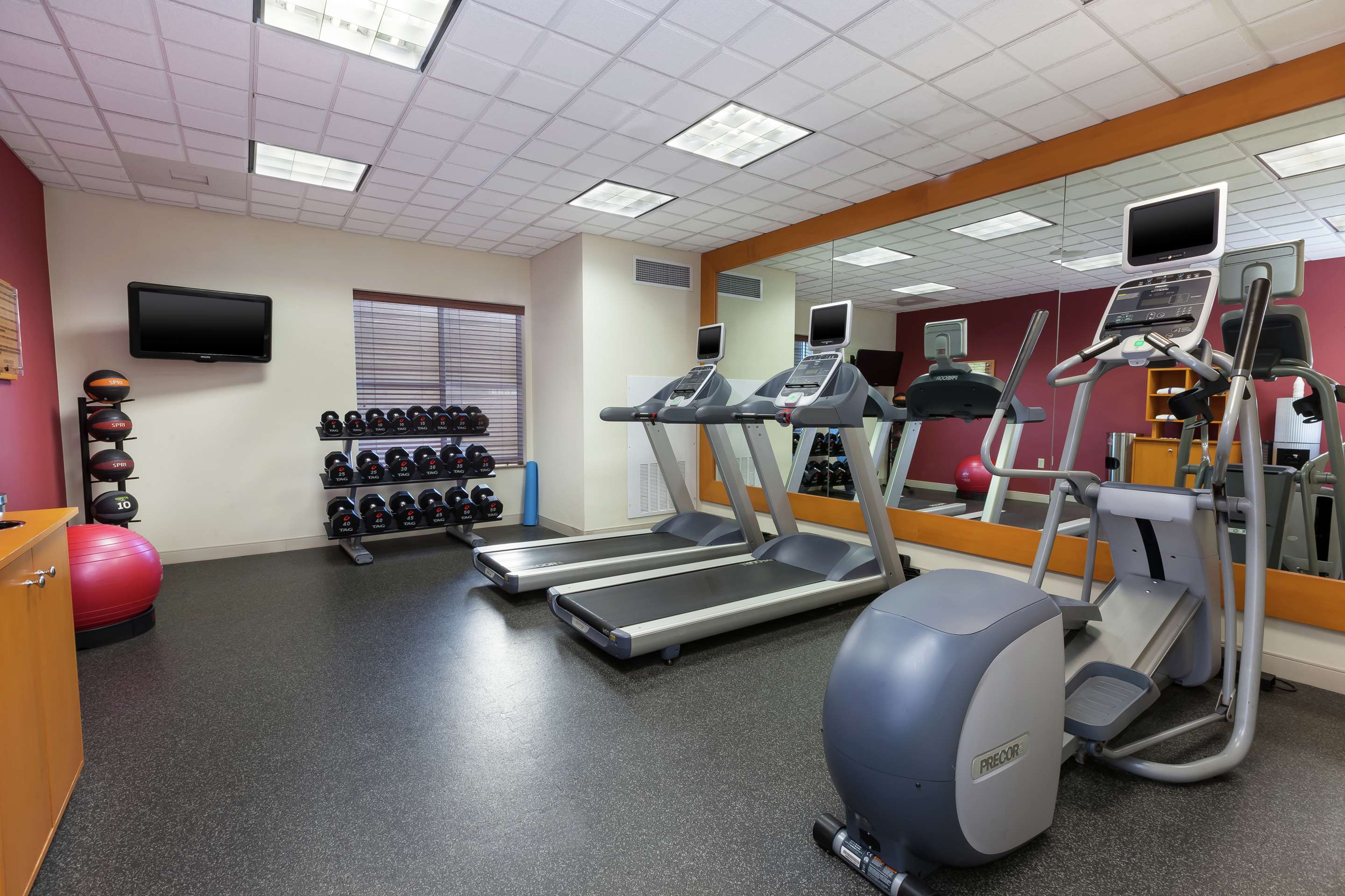 Health club fitness center gym | Homewood Suites by Hilton Chesapeake-Greenbrier