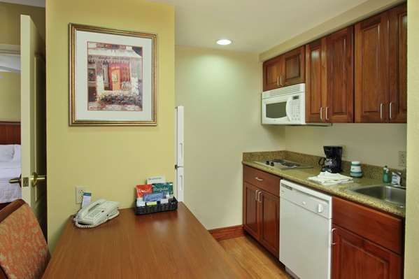  - Homewood Suites by Hilton Chesapeake - I-64, Exit 289