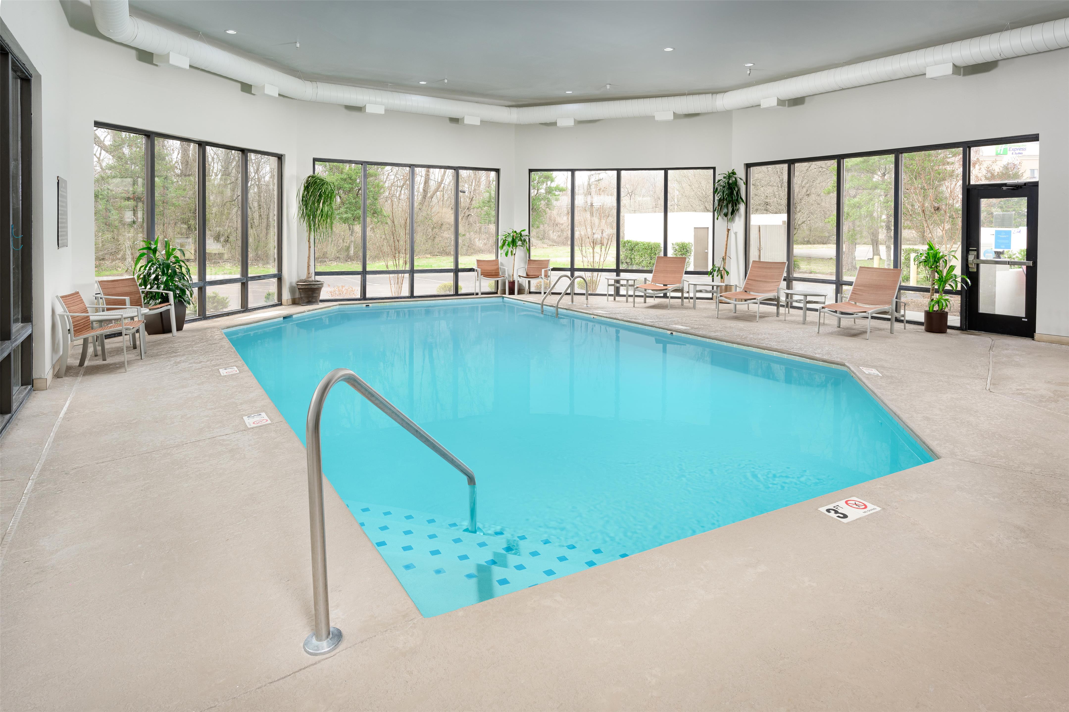 Pool | Hampton Inn Oak Ridge Knoxville