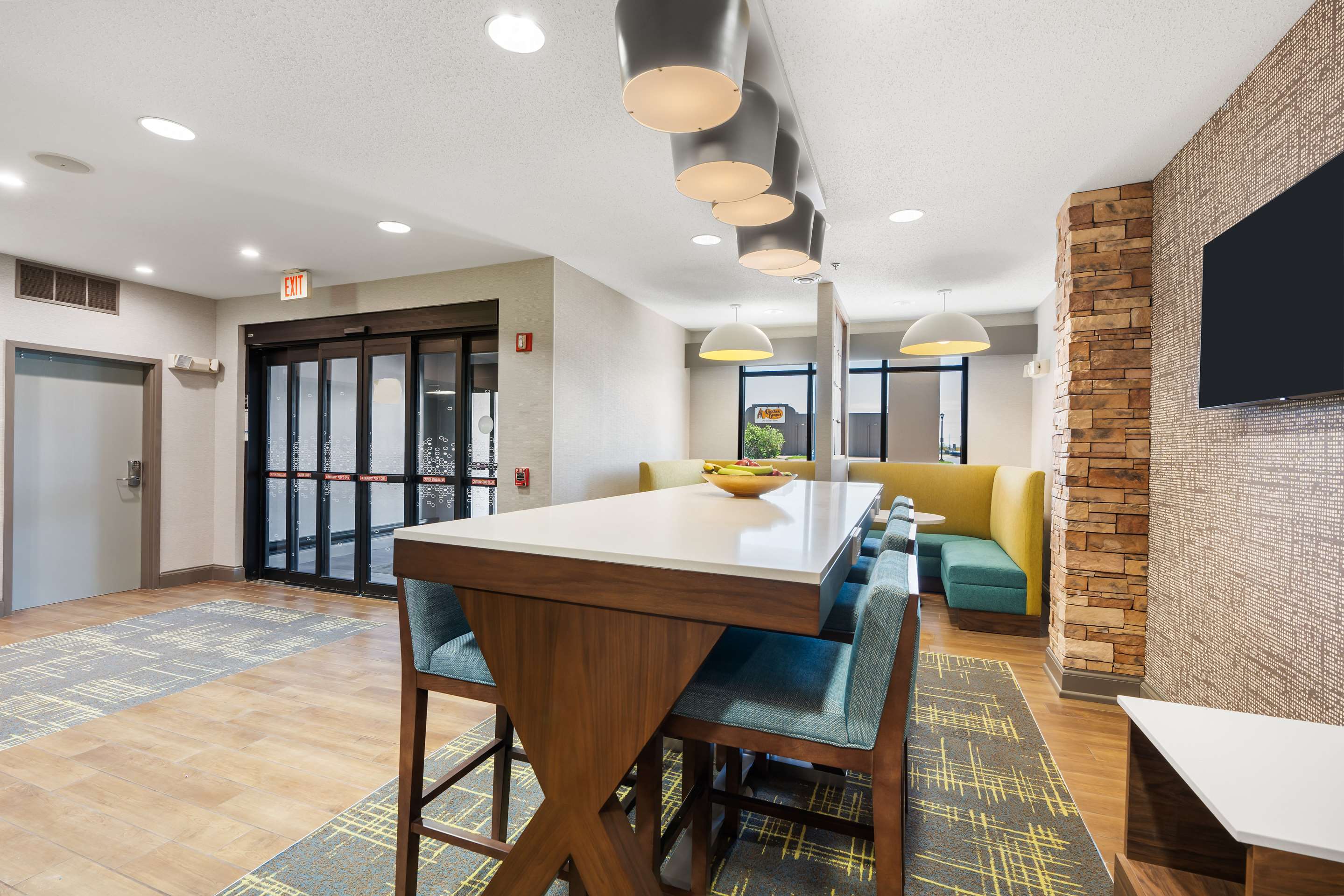 Breakfast Area | Hampton Inn Ottawa (Starved Rock Area)