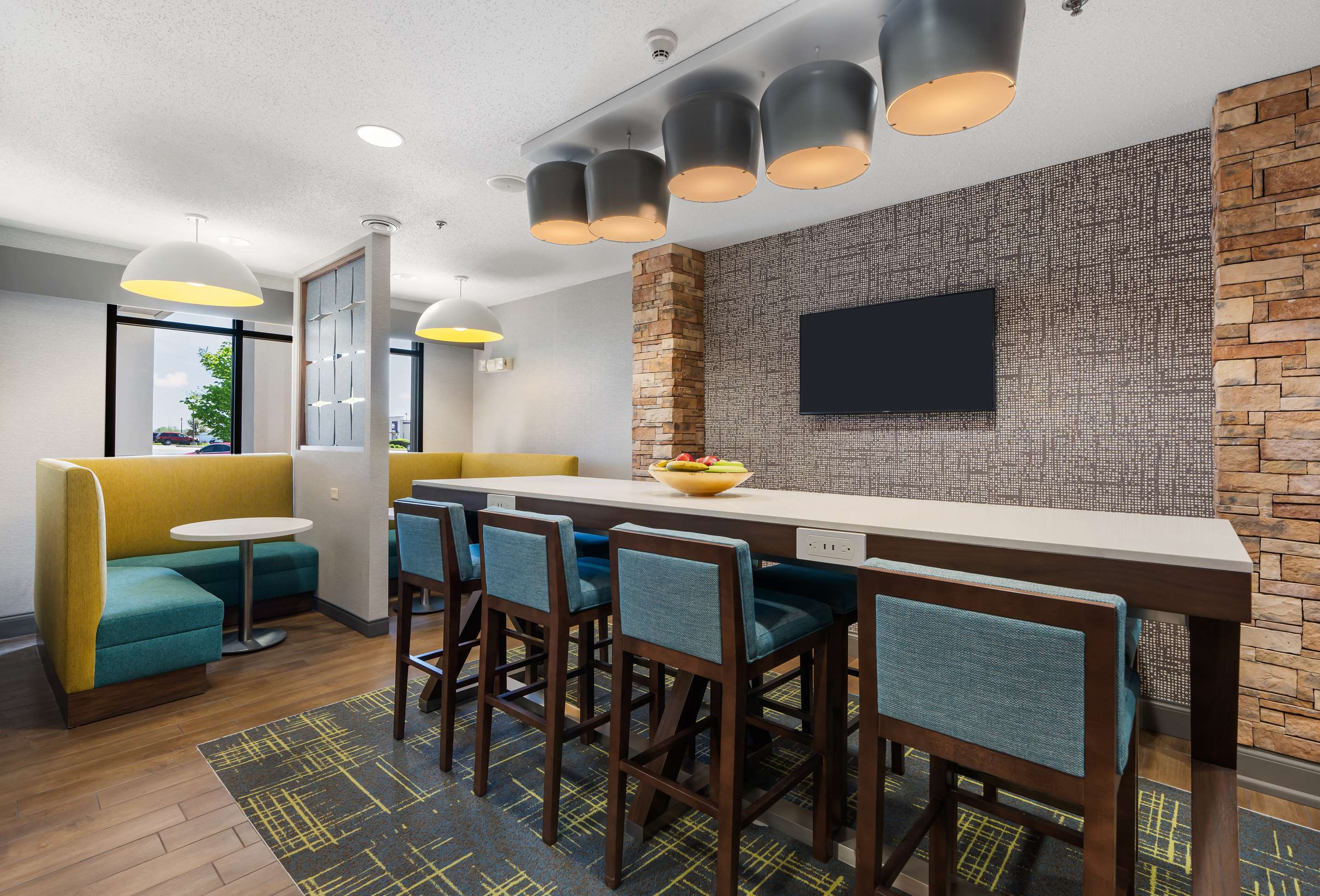 Breakfast Area | Hampton Inn Ottawa (Starved Rock Area)
