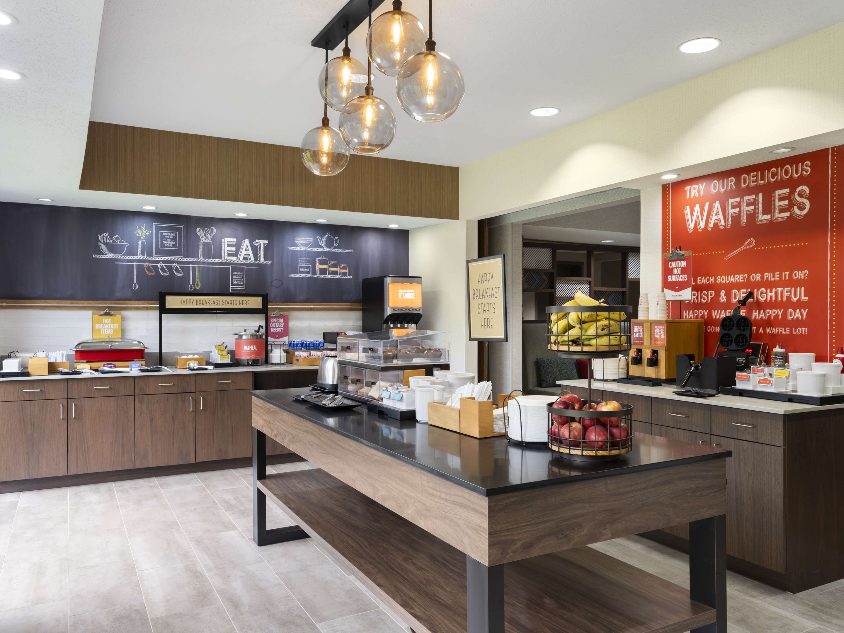 Breakfast Area | Hampton Inn Ottawa (Starved Rock Area)