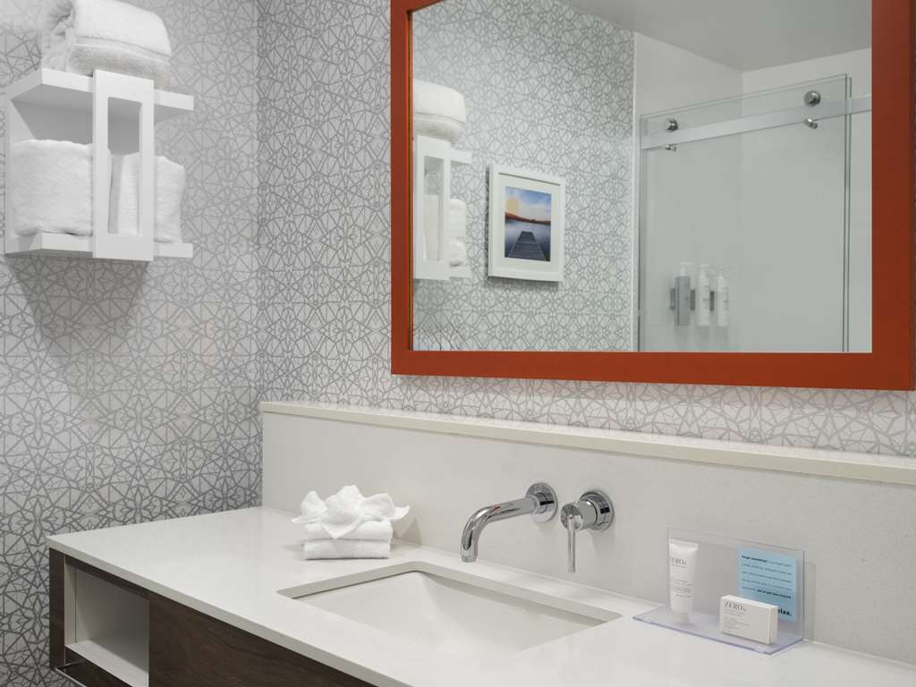 Hampton Inn Ottawa, IL - Tap to explore photos
