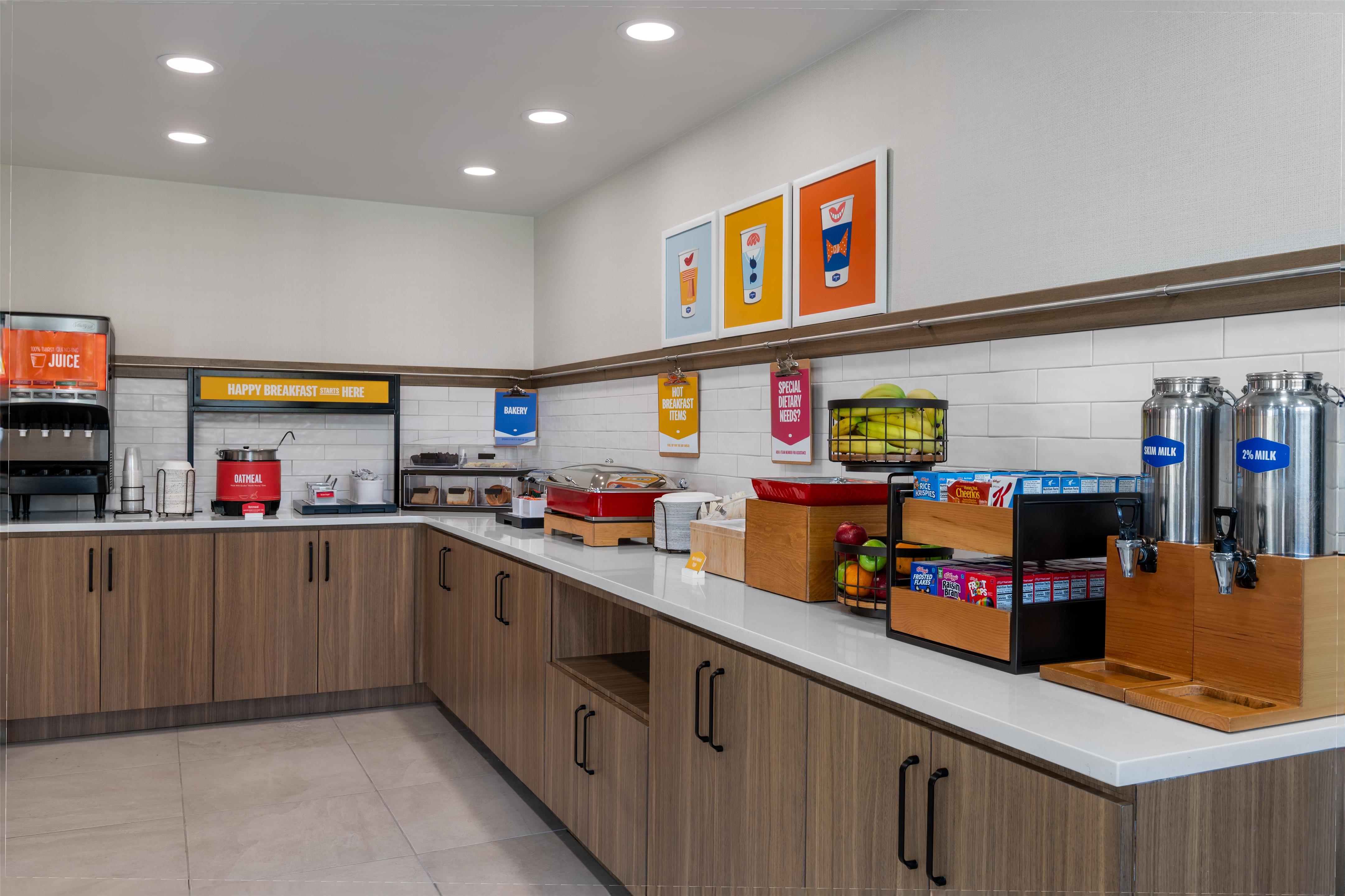 Breakfast Area | Hampton Inn Owensboro South