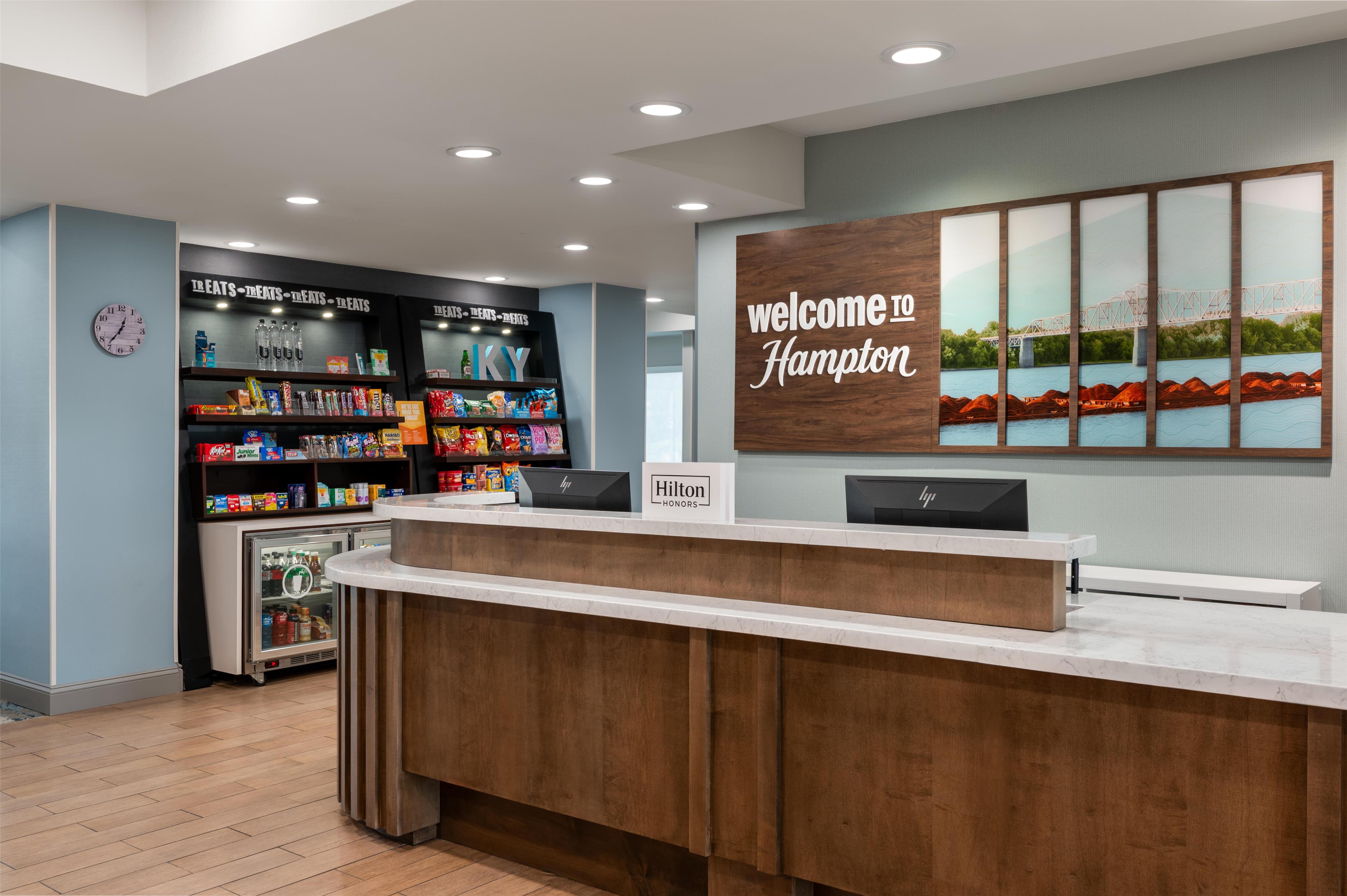Reception | Hampton Inn Owensboro South
