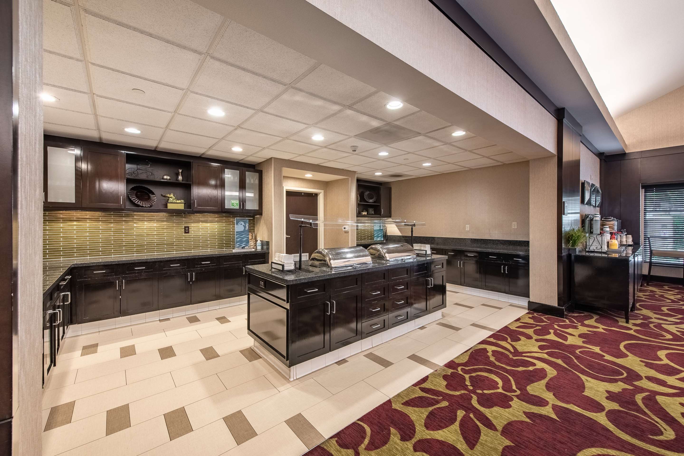 Breakfast Area | Homewood Suites by Hilton Oxnard/Camarillo