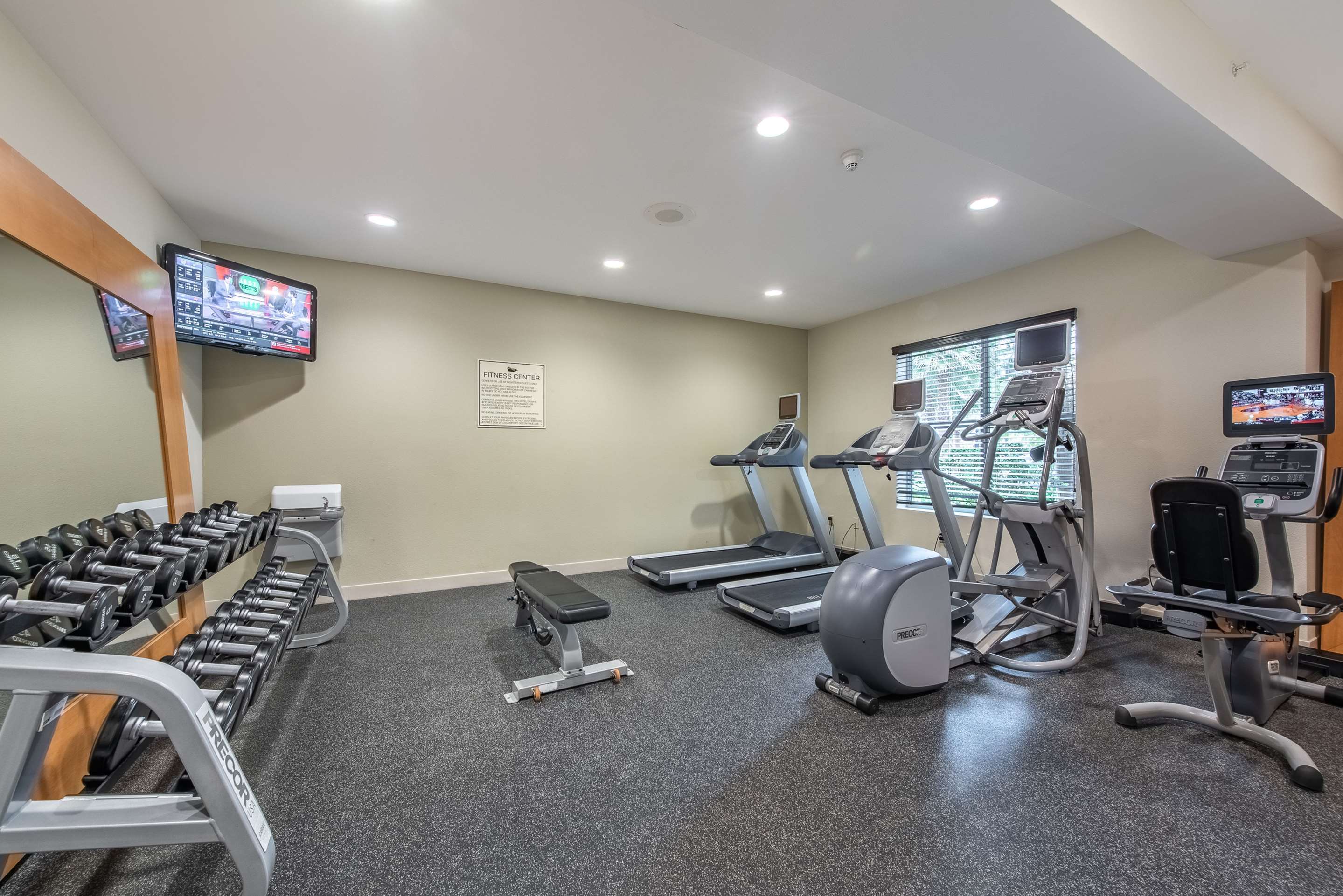 Health club fitness center gym | Homewood Suites by Hilton Oxnard/Camarillo