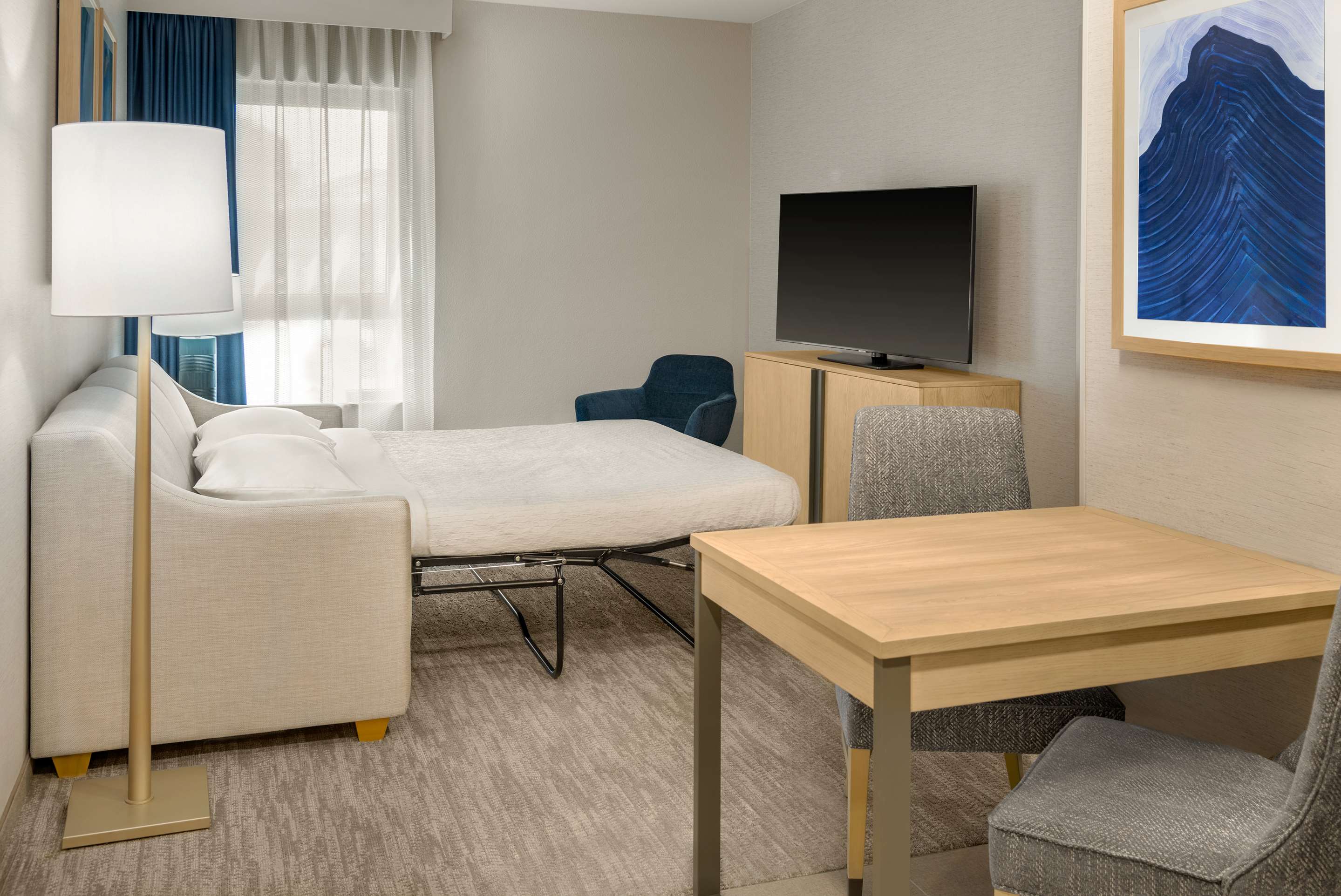Guest room