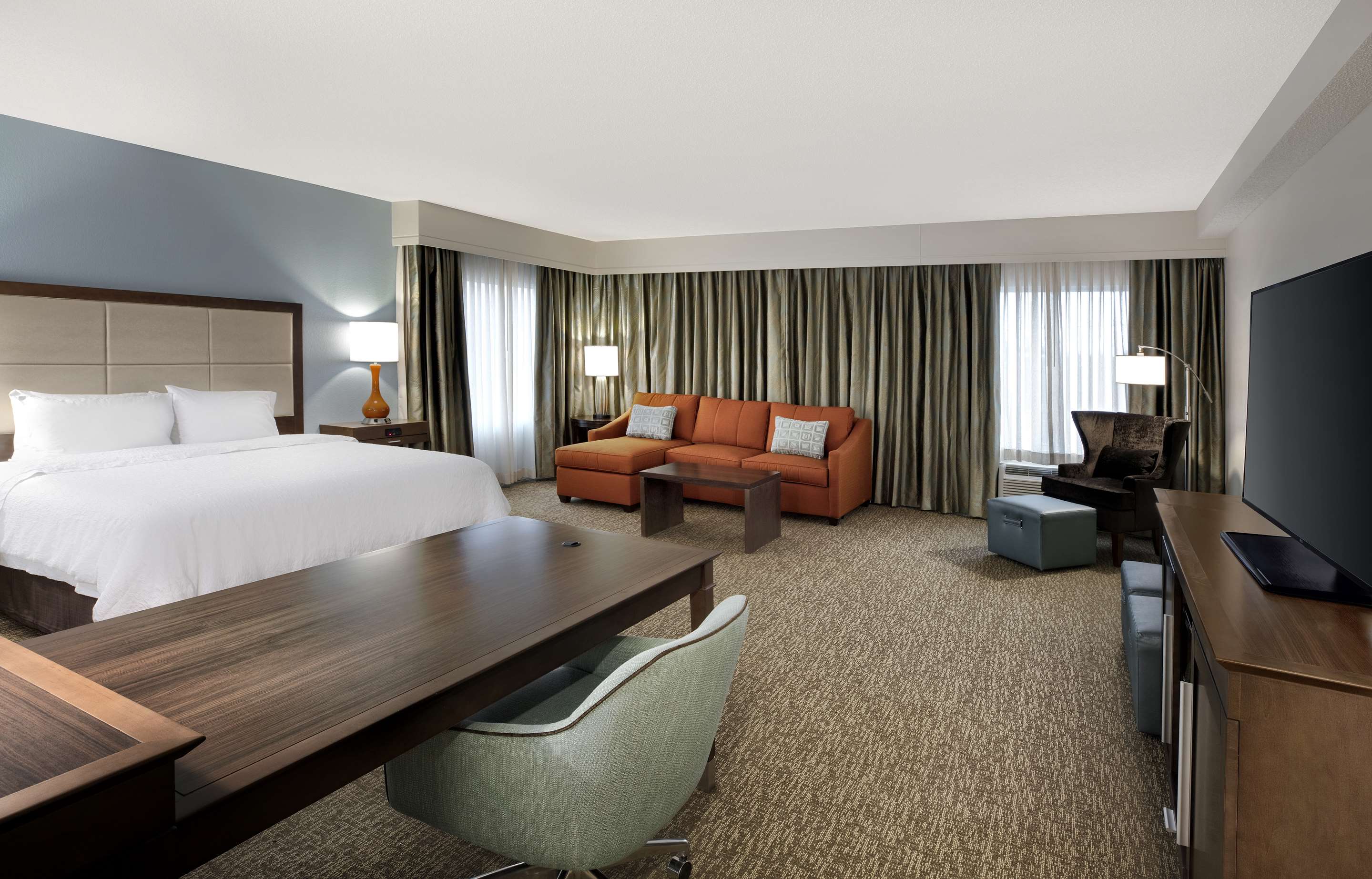 Guest room